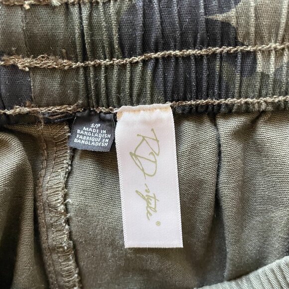 RD Style Women's Camo Joggers Size Small - Picture 6 of 6